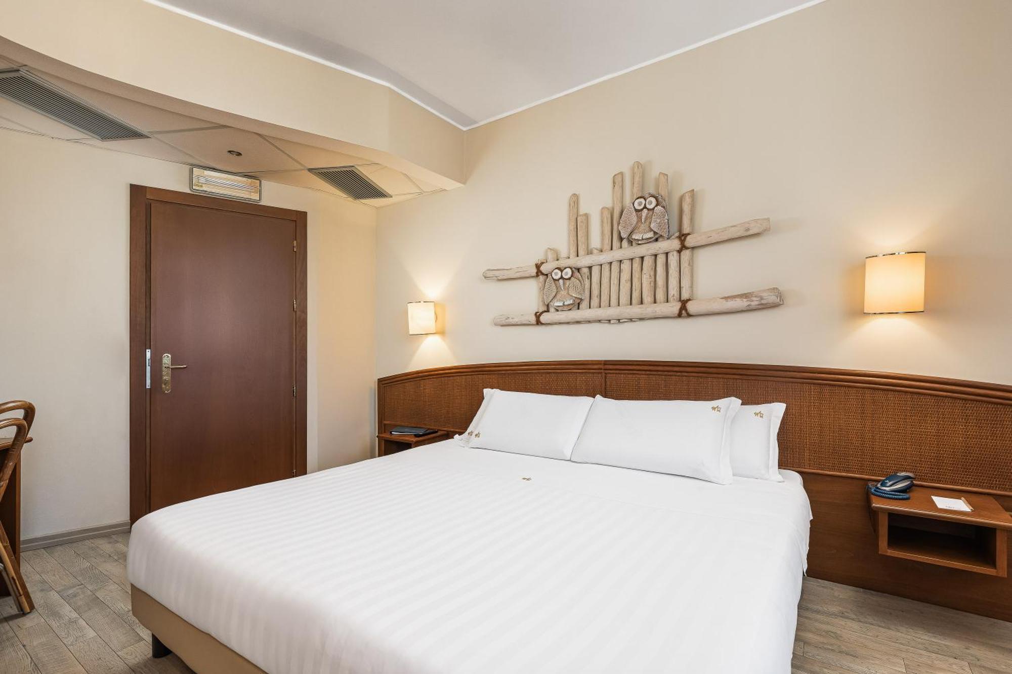 Welcome Hotel Леняно Стая снимка