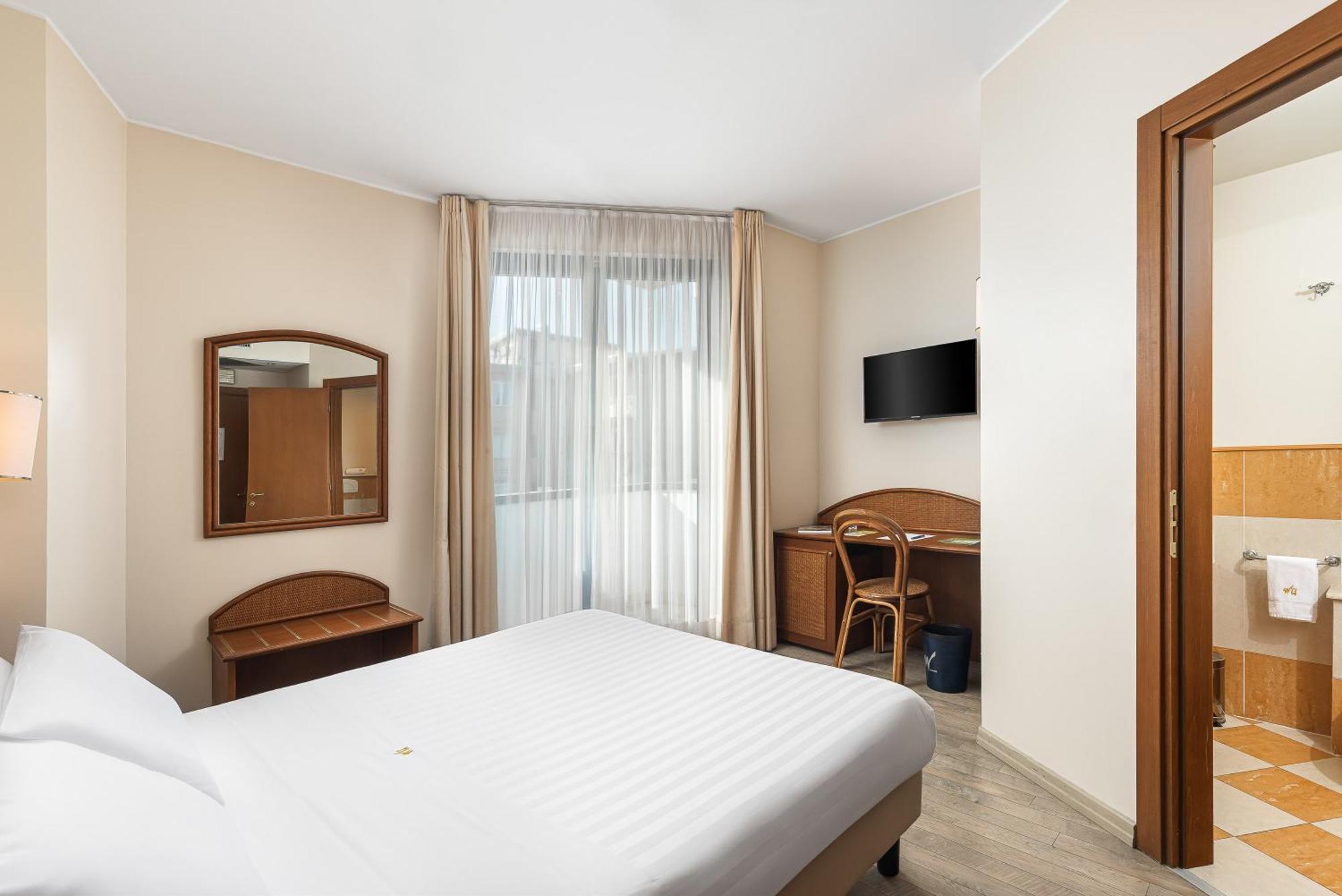 Welcome Hotel Леняно Стая снимка