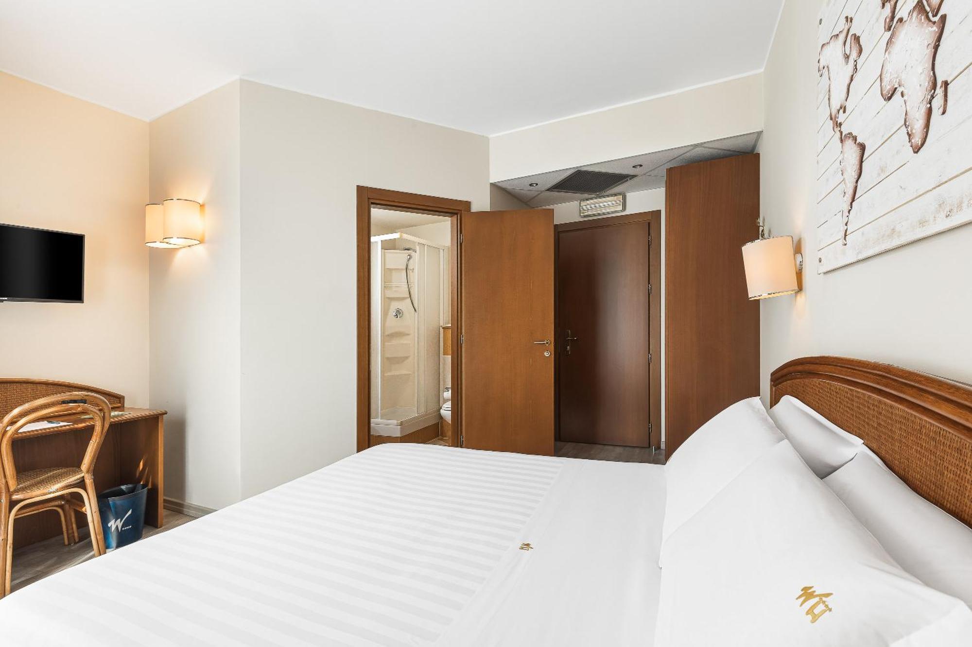Welcome Hotel Леняно Стая снимка